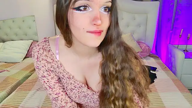 Snapshot of kamila_blush chatting on November 23, 11:48 pm kamila blush online show from November 23, 11:48 pm