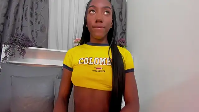 Mistt Mia online show from October 5, 12:25 pm