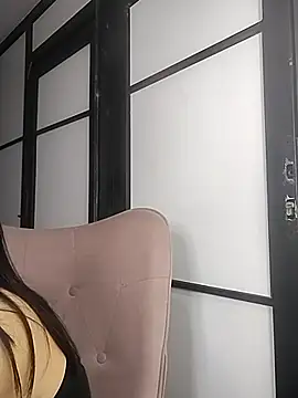 SamaraAnders  online show from February 25, 4:55 am