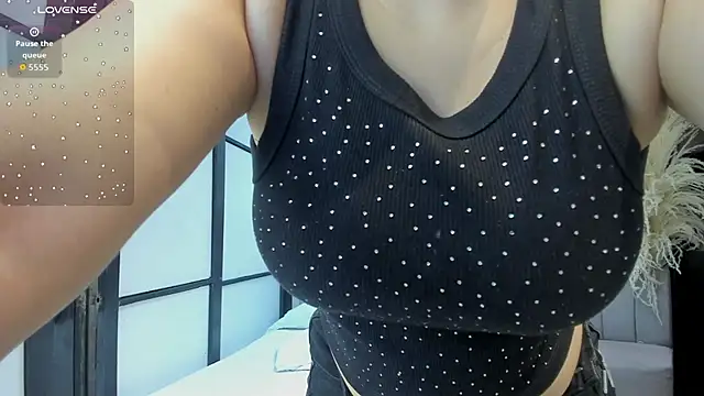 SamaraAnders  online show from March 17, 5:00 am