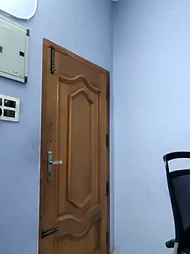 mallu-lover online show from November 20, 12:49 pm