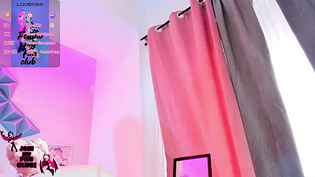 Snapshot of pinkk_deemon chatting on October 25, 1:51 pm pinkk deemon online show from October 25, 1:51 pm