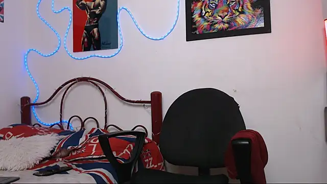 hank fuller01 online show from December 4, 11:46 pm