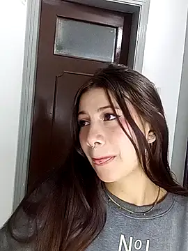 Snapshot of CharlotteSex_ chatting on September 10, 11:21 am CharlotteSex online show from September 10, 11:21 am