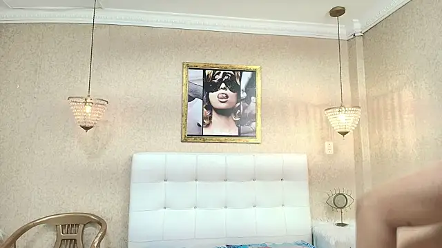 Miladiosa online show from February 25, 12:15 pm