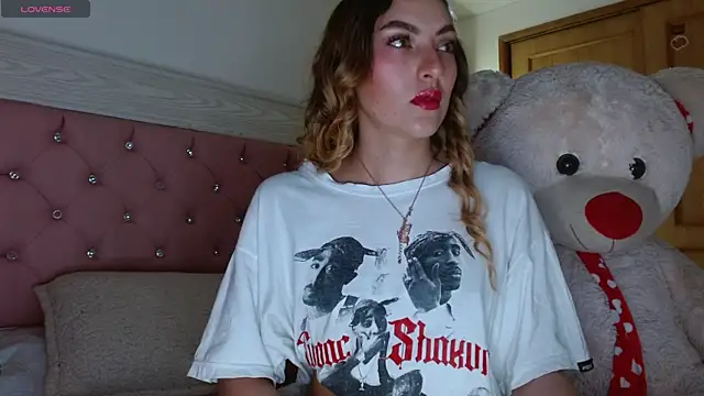 Snapshot of Ayleen_m chatting on September 22, 3:19 am Ayleen m online show from September 22, 3:19 am