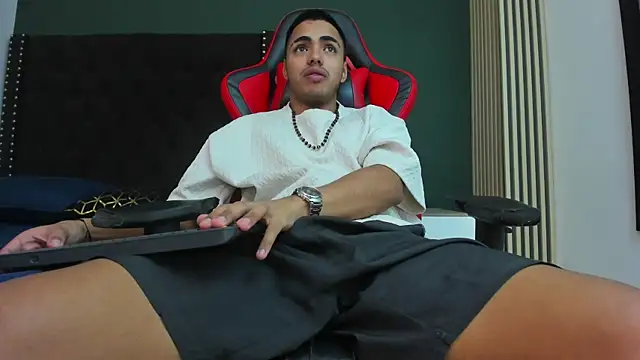 ares pain online show from April 20, 7:26 pm