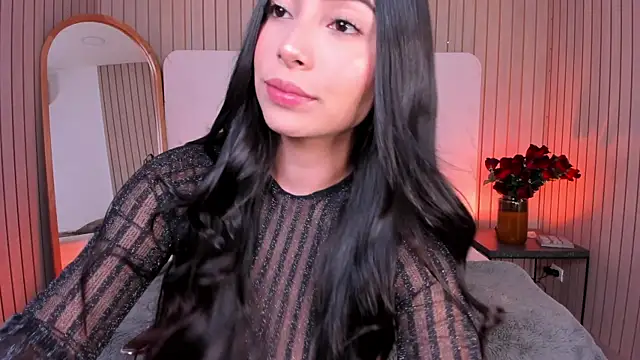 Snapshot of EmelyParker chatting on November 21, 12:10 am EmelyParker online show from November 21, 12:10 am