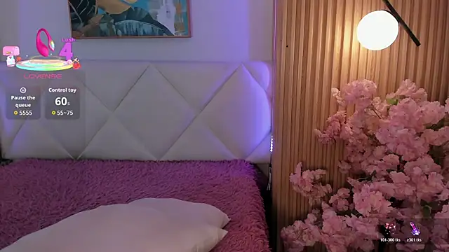 veronica hill  online show from April 6, 3:04 am