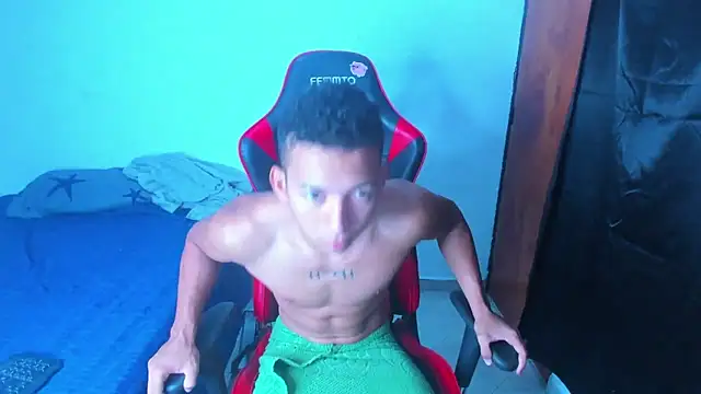 JuanchiT66 online show from April 18, 12:42 pm