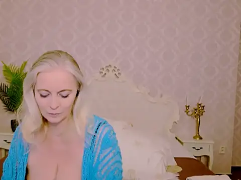 Anais Janson online show from April 14, 6:47 pm