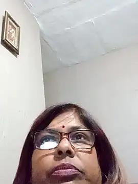 Snapshot of mileesha chatting on October 9, 8:18 pm mileesha online show from October 9, 8:18 pm