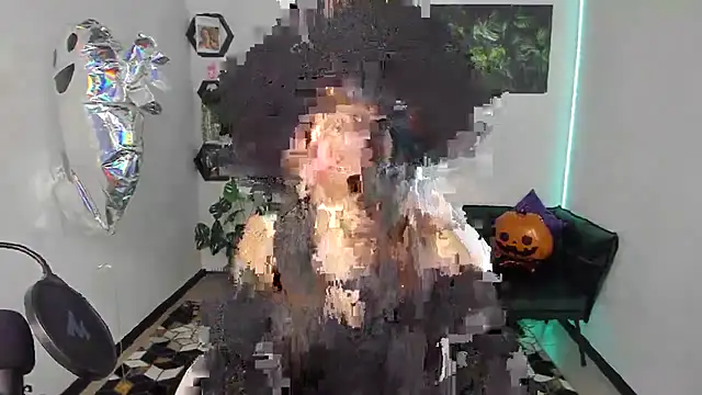 LunaPurrr online show from October 30, 2:02 am