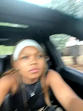 Snapshot of BaddestAss22 chatting on September 13, 8:47 am BaddestAss22 online show from September 13, 8:47 am