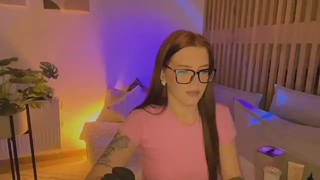 ShyLulu69 online show from November 11, 7:25 pm