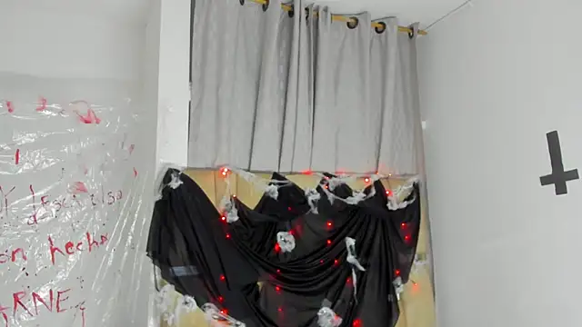 Snapshot of JulianaCarter chatting on October 18, 7:36 pm JulianaCarter online show from October 18, 7:36 pm
