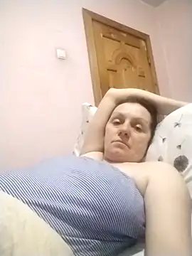 KimmyAghora online show from December 15, 6:34 pm