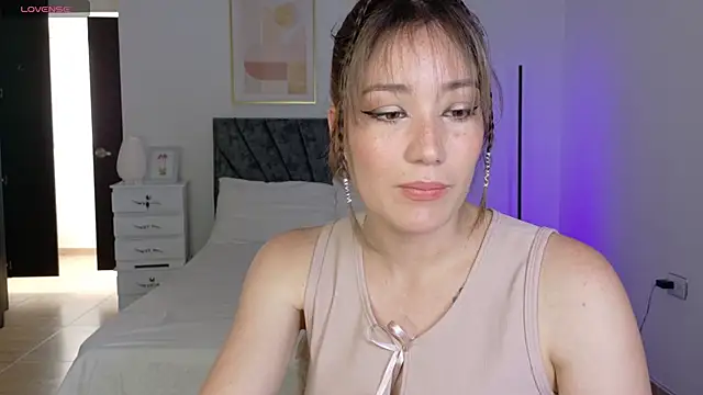 Snapshot of Eliih_01 chatting on September 18, 3:58 pm Eliih 01 online show from September 18, 3:58 pm