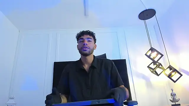 RaphaelDufort online show from October 19, 6:52 pm