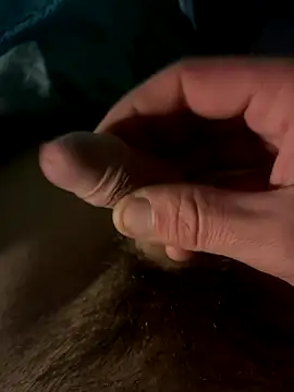 Snapshot of gb7572 chatting on November 19, 1:16 am gb7572 online show from November 19, 1:16 am