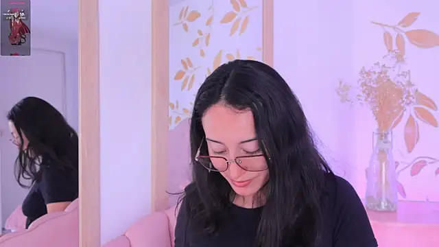 Snapshot of Ginevra_esposito chatting on September 23, 12:52 pm Ginevra esposito online show from September 23, 12:52 pm