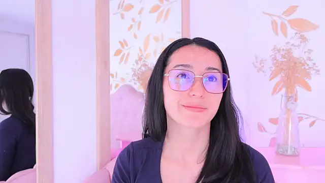Snapshot of Ginevra_esposito chatting on September 24, 12:41 pm Ginevra esposito online show from September 24, 12:41 pm