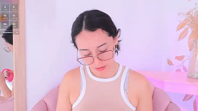 Snapshot of Ginevra_esposito chatting on November 5, 2:39 pm Ginevra esposito online show from November 5, 2:39 pm