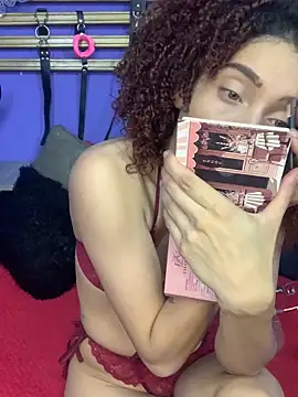 Snapshot of ValentinaStorm1 chatting on September 13, 2:33 am ValentinaStorm1 online show from September 13, 2:33 am