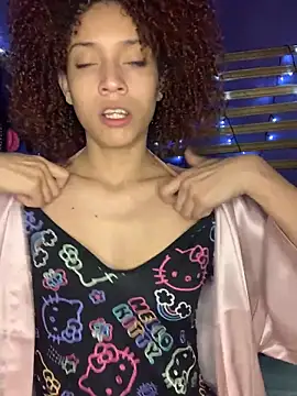 Snapshot of ValentinaStorm1 chatting on November 5, 11:54 am ValentinaStorm1 online show from November 5, 11:54 am