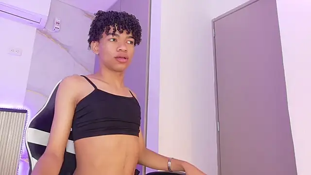 Ivone Rose  online show from October 12, 12:48 pm