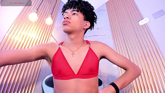 Ivone Rose  online show from October 31, 12:28 pm