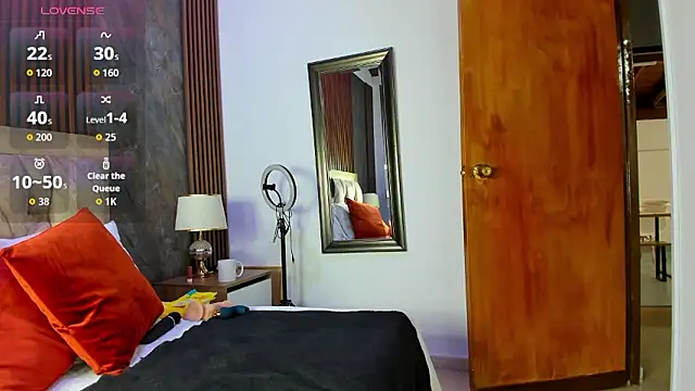 linda cabal online show from January 14, 8:47 pm