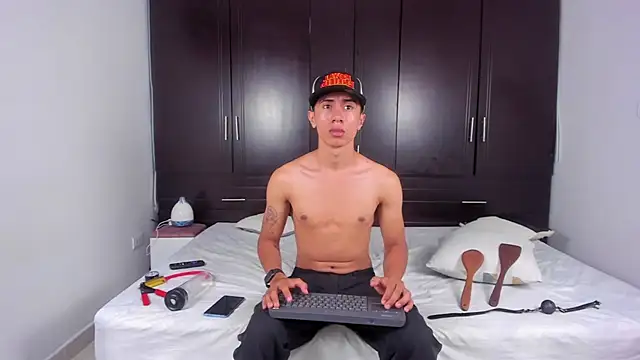 zadders yb online show from September 18, 4:14 am