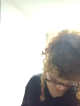 Vikyvoyeur online show from September 23, 2:47 am