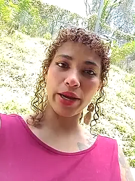 Vikyvoyeur online show from October 2, 4:58 pm