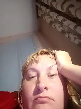 Snapshot of XHelenaX90 chatting on November 10, 6:40 pm XHelenaX90 online show from November 10, 6:40 pm