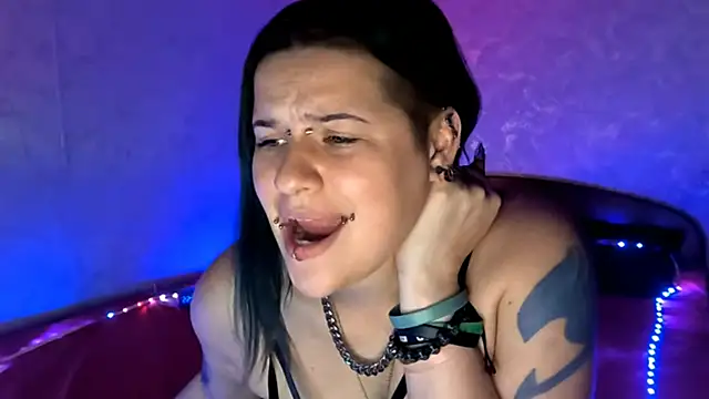 Snapshot of NeonNectar_ chatting on September 22, 7:49 pm NeonNectar online show from September 22, 7:49 pm