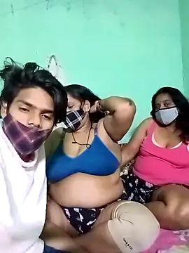 LoveOnStream online show from November 5, 6:19 pm