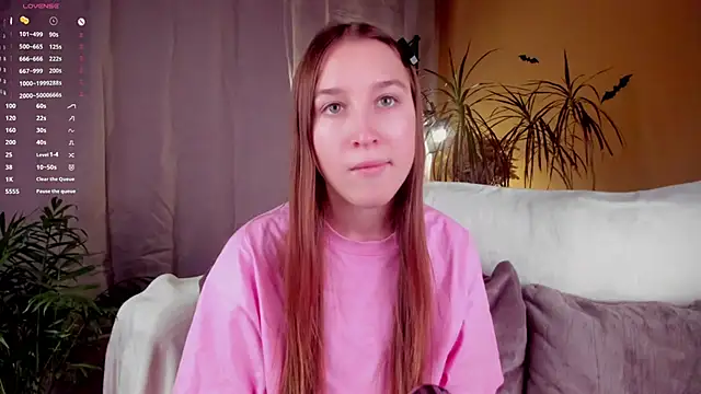 Snapshot of NanaMertins chatting on November 1, 1:07 am NanaMertins online show from November 1, 1:07 am