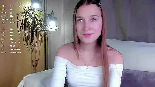 Snapshot of NanaMertins chatting on November 26, 1:06 am NanaMertins online show from November 26, 1:06 am