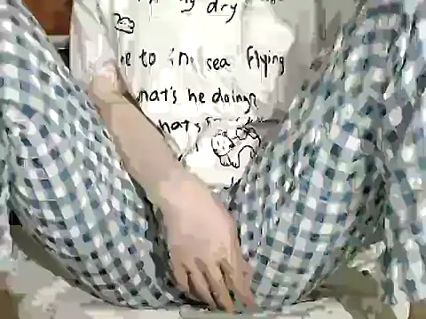 Lamoon 2k online show from December 2, 8:52 am