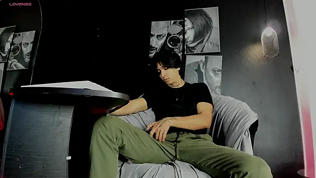 jett savage online show from November 4, 2:16 pm