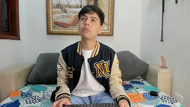 Felipe Cold online show from November 30, 2:26 am