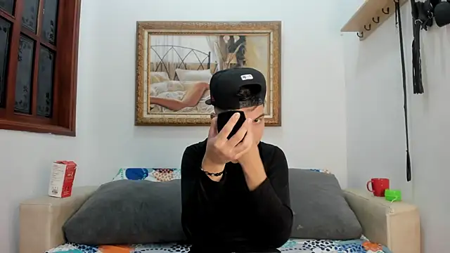 Felipe Cold online show from December 4, 1:59 am