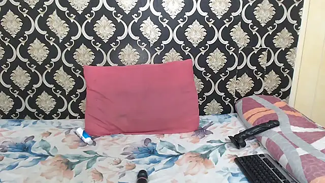 Snapshot of ExoticCandyx chatting on December 4, 6:27 pm ExoticCandyx online show from December 4, 6:27 pm