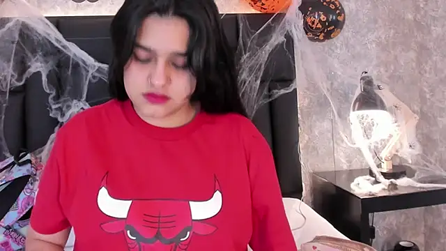 crystaldarliing online show from October 25, 10:15 pm