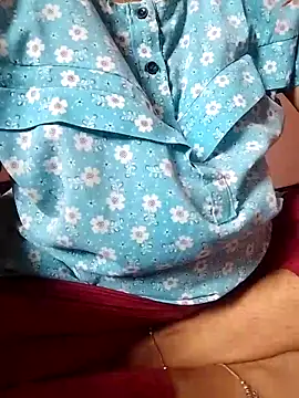 Snapshot of Cuthira chatting on September 15, 5:40 am Cuthira online show from September 15, 5:40 am