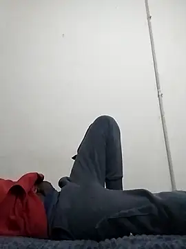 Snapshot of TmanZim2025 chatting on November 27, 1:46 pm TmanZim2025 online show from November 27, 1:46 pm