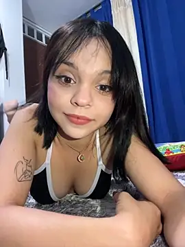 Snapshot of Clara_Luu chatting on November 30, 11:20 pm Clara Luu online show from November 30, 11:20 pm