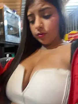 Snapshot of Isaa-Sweet chatting on November 26, 10:16 am Isaa-Sweet online show from November 26, 10:16 am